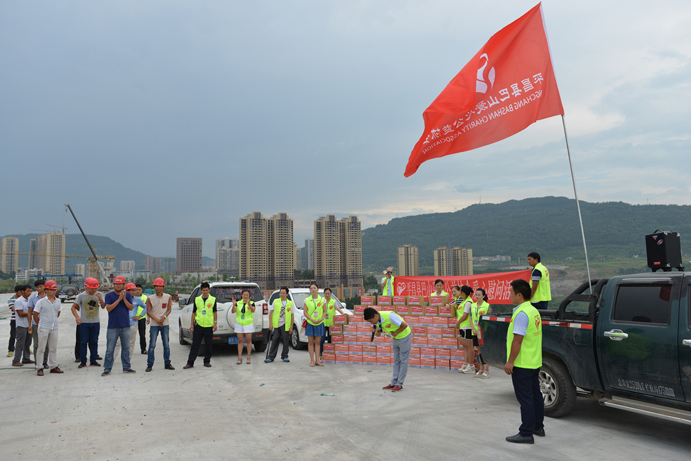 ������¡���̲�Ӵ��Ű���ο�ʻ