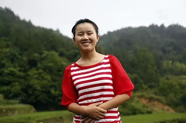 �м���19��������Ӥ ���ϴ�ѧ����˫��