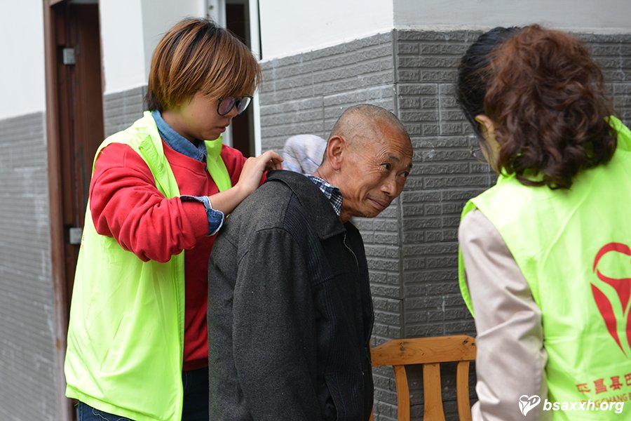 ������¡��Ϸ羴��Ժο�ʻ