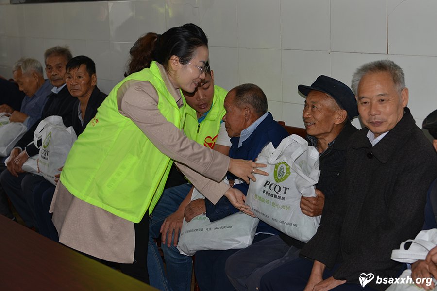 ������¡��Ϸ羴��Ժο�ʻ