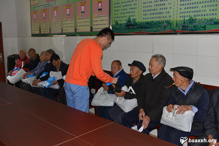 ������¡��Ϸ羴��Ժο�ʻ