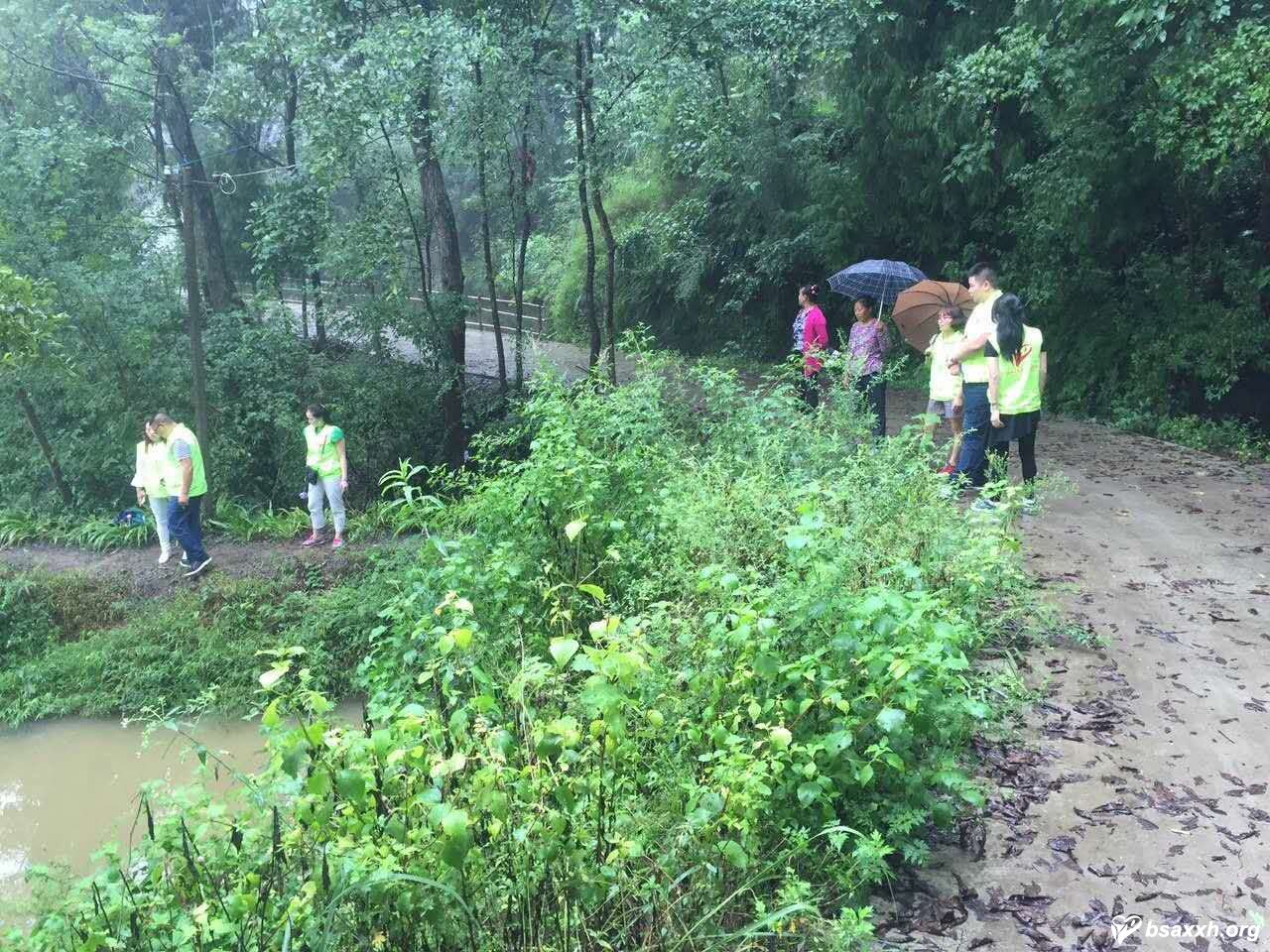 六门乡九树村“精准扶贫”