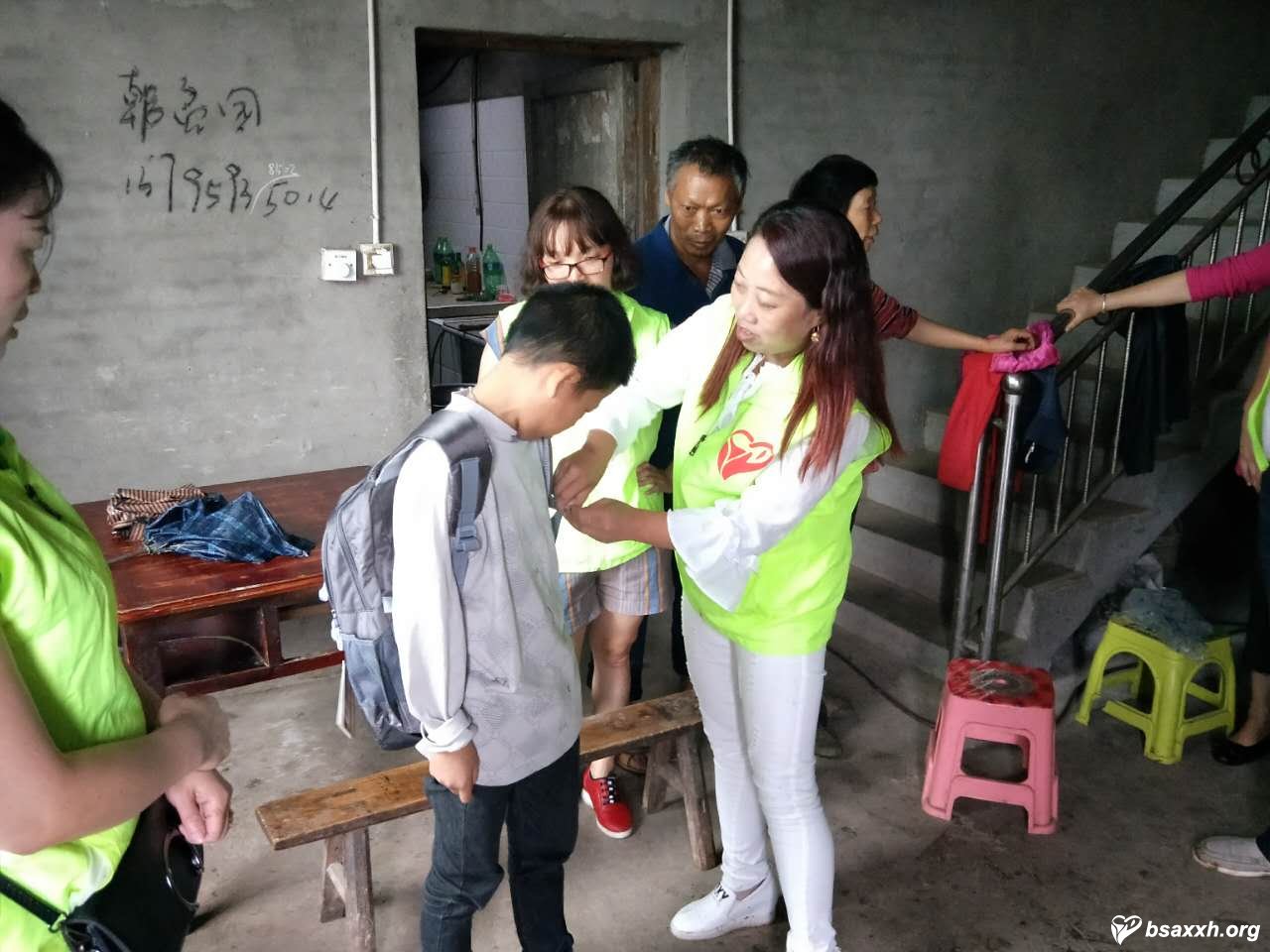 六门乡九树村“精准扶贫”