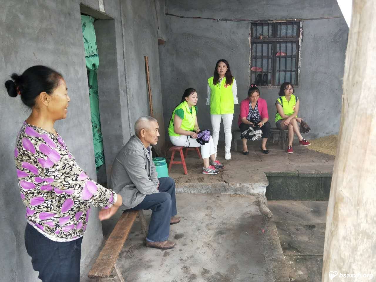 六门乡九树村“精准扶贫”